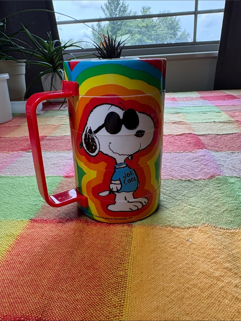 Snoopy "Joe Cool" Rainbow Twist Plastic Mug - Red Handle